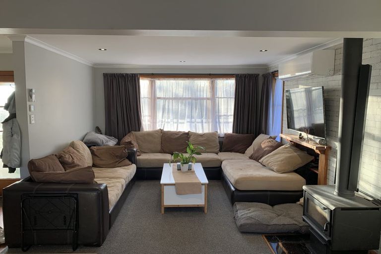 Photo of property in 20 Milton Street, Roslyn, Palmerston North, 4414