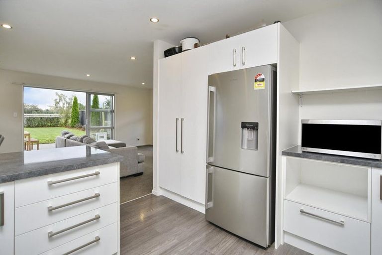 Photo of property in 52 Helmore Street, Rangiora, 7400