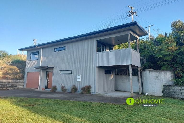 Photo of property in 102 Fourth Avenue, Woodhill, Whangarei, 0110