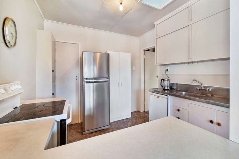 Photo of property in 15 Holland Street, Glenholme, Rotorua, 3010