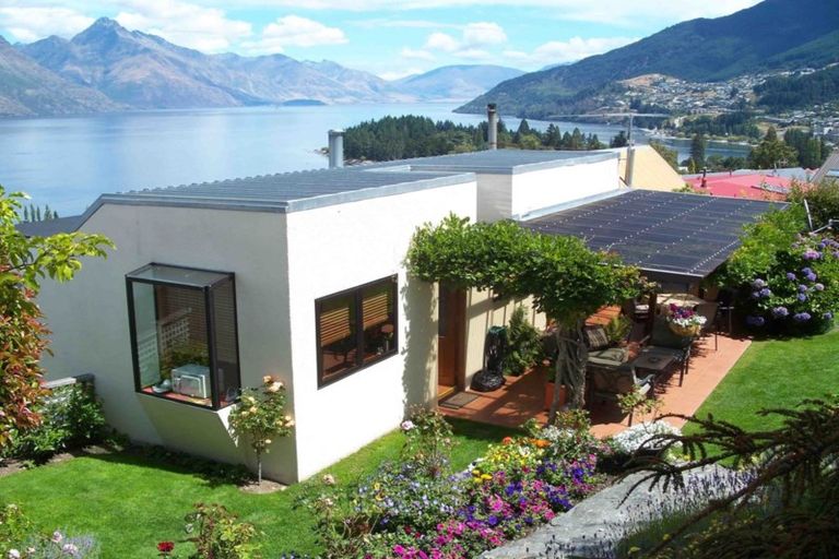Photo of property in 11 Panorama Place, Queenstown, 9300