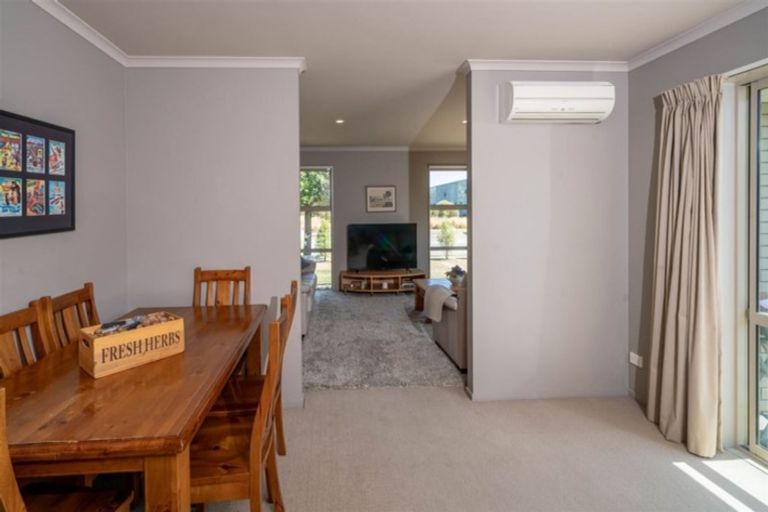 Photo of property in 35 Rolleston Drive, Rolleston, 7614
