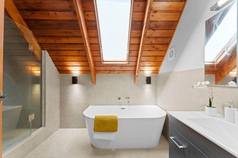 Photo of property in 20 Montressor Place, Howick, Auckland, 2014