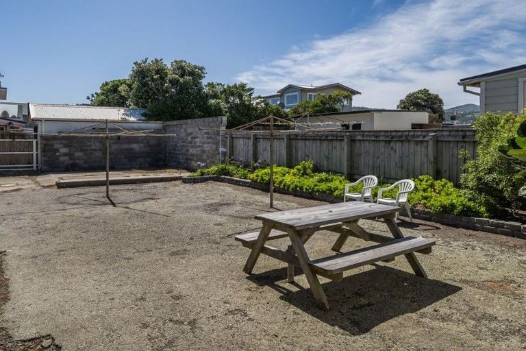 Photo of property in 1-4/193 The Esplanade, Petone, Lower Hutt, 5012