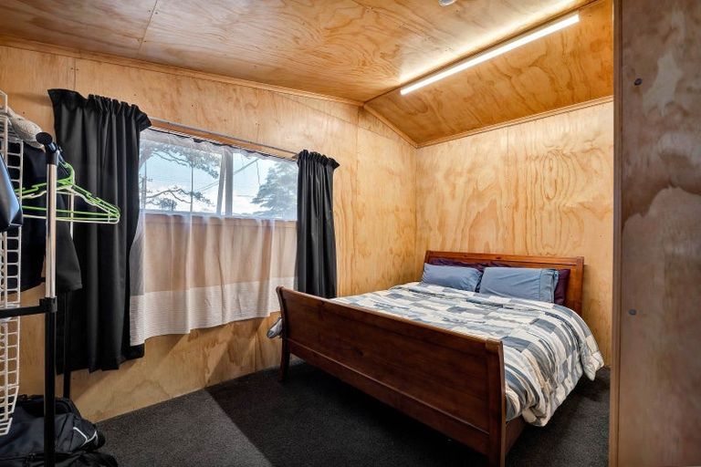 Photo of property in 263 Huatoki Street, Upper Vogeltown, New Plymouth, 4310