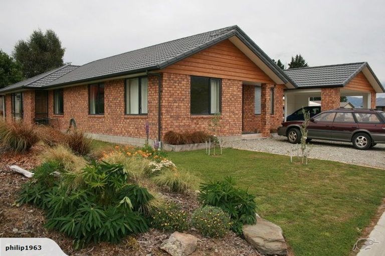 Photo of property in 4 Coromandel Street, Wanaka, 9305