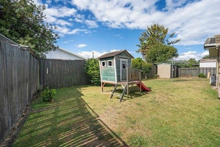 Photo of property in 7 Glengowan Place, Conifer Grove, Takanini, 2112