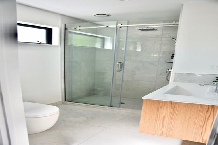 Photo of property in 8/241 Lincoln Road, Addington, Christchurch, 8024