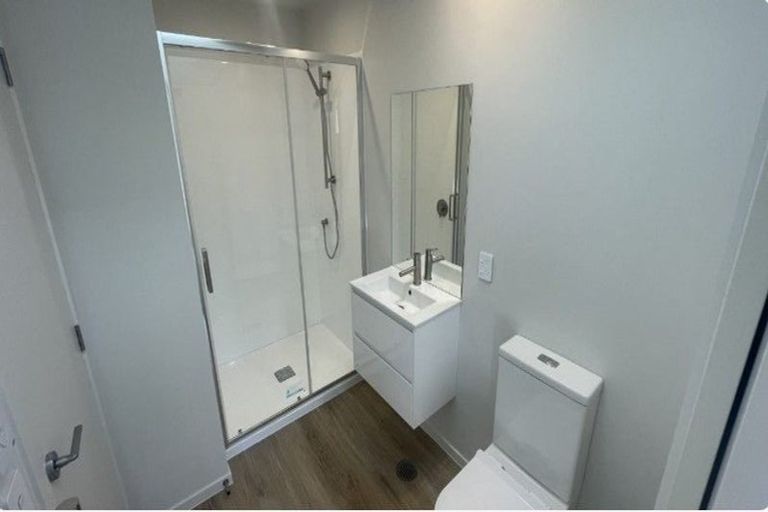 Photo of property in 7/240 Stokes Valley Road, Stokes Valley, Lower Hutt, 5019