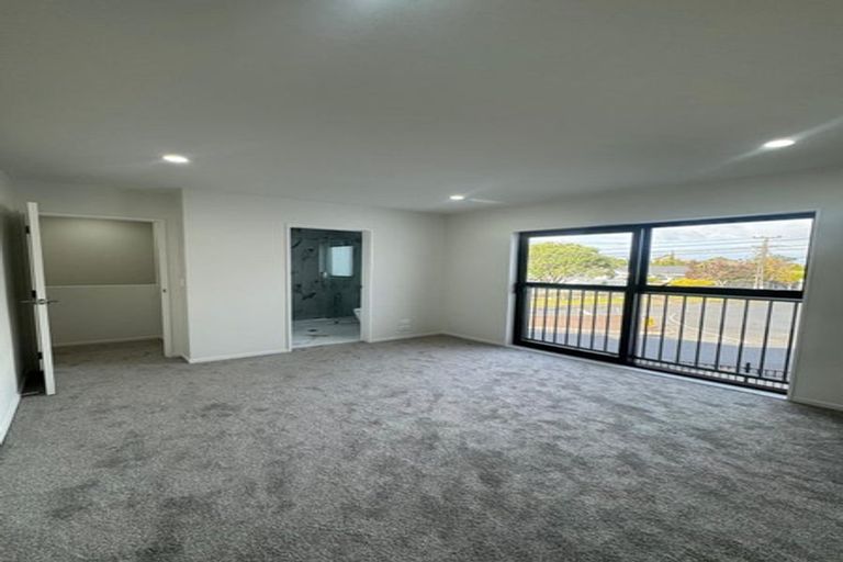 Photo of property in 1d Hollinbrigg Place, Manurewa, Auckland, 2102