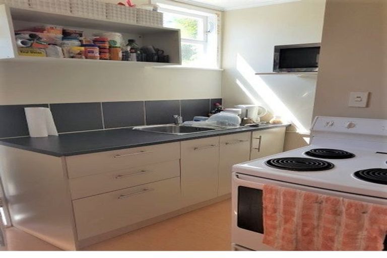 Photo of property in 138 Rangituhi Crescent, Takapuwahia, Porirua, 5022