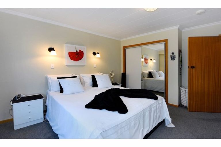 Photo of property in 6 Lincoln Street, Stoke, Nelson, 7011