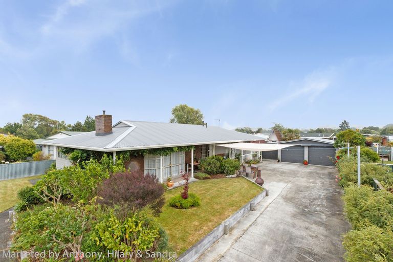 Photo of property in 3 Sandstrom Grove, Feilding, 4702