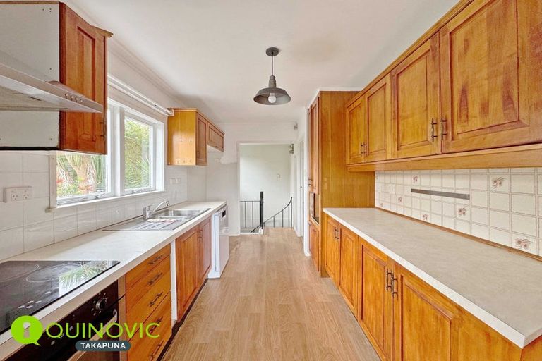 Photo of property in 1 Bryers Place, Bayview, Auckland, 0629