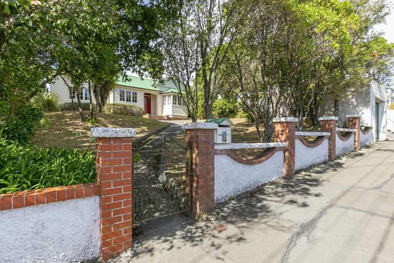 Photo of property in 63 Washington Avenue, Brooklyn, Wellington, 6021