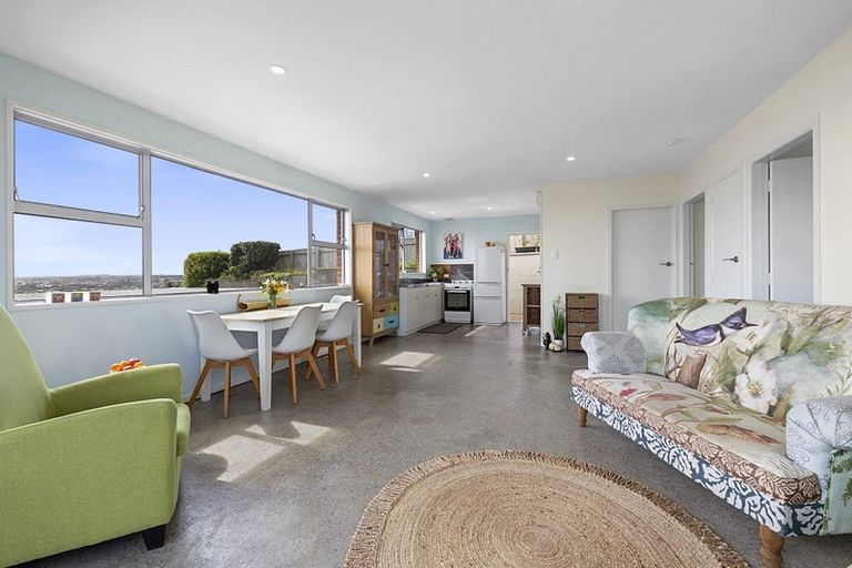 Photo of property in 2/31 Findlay Street, Moturoa, New Plymouth, 4310