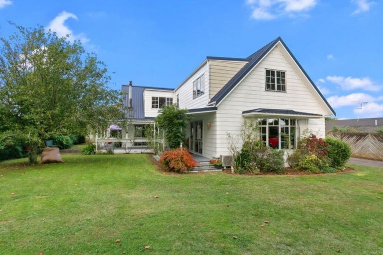 Photo of property in 85 Hall Street, Cambridge, 3434