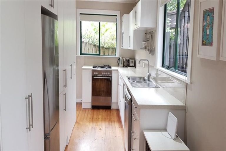 Photo of property in 193a Godley Road, Titirangi, Auckland, 0604