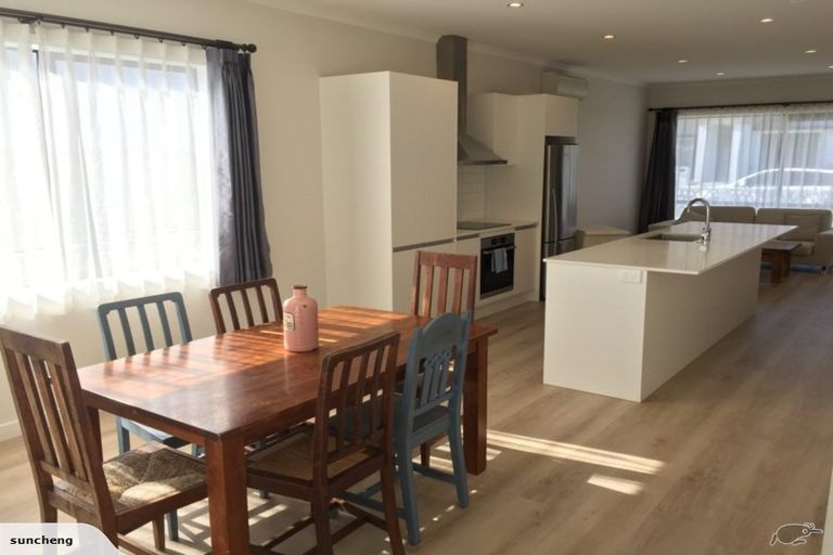 Photo of property in 10 Grey Warbler Road, Hobsonville, Auckland, 0616