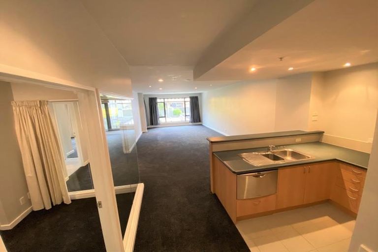 Photo of property in Kate Sheppard Apartments, 4h/42 Molesworth Street, Thorndon, Wellington, 6011
