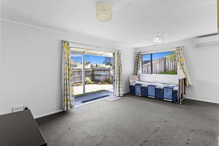 Photo of property in 31 Beaumont Crescent, Frankleigh Park, New Plymouth, 4310