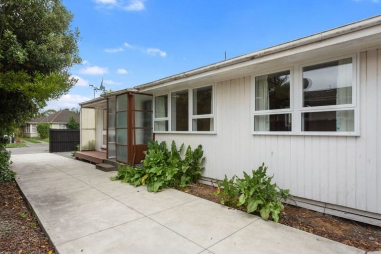 Photo of property in 25 Tensing Place, Sockburn, Christchurch, 8042