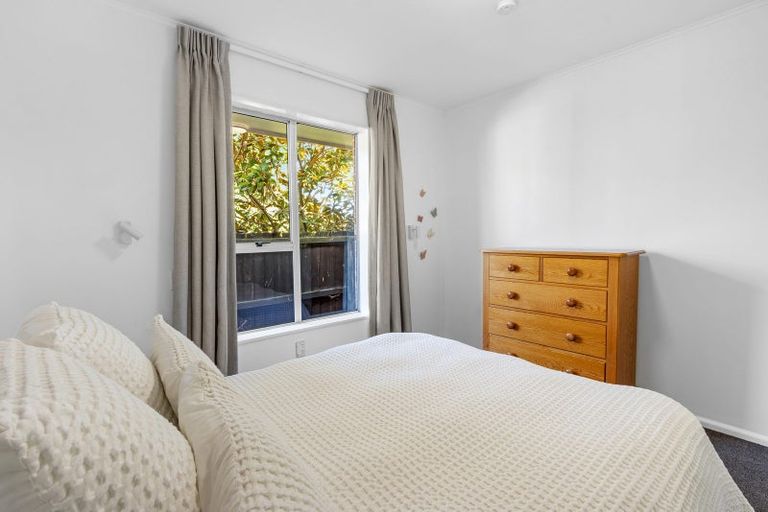 Photo of property in 15 Wingate Street, Redwood, Christchurch, 8051