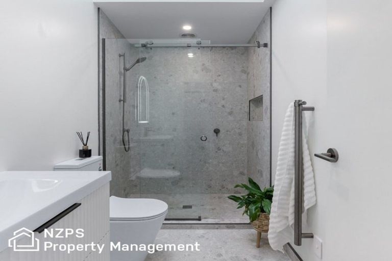 Photo of property in 1/1 Green Street, Mosgiel, 9024
