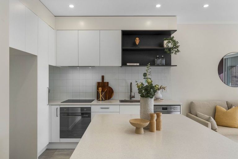 Photo of property in 9/28 Nevill Road, Hobsonville, Auckland, 0616