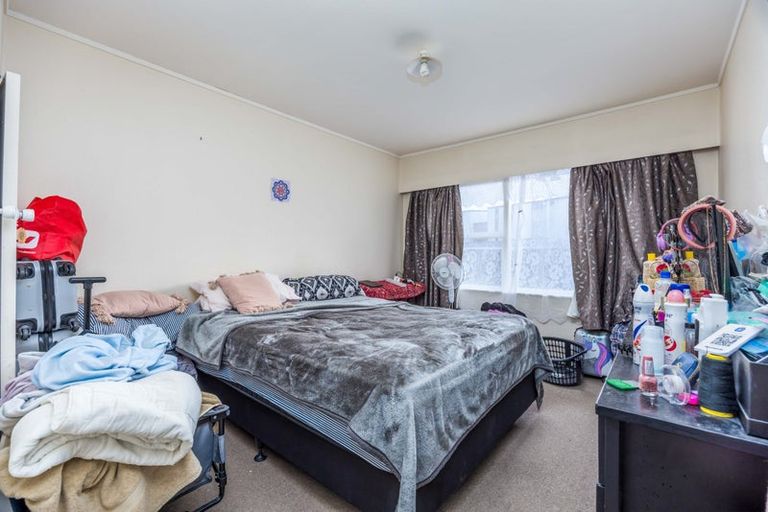 Photo of property in 28 Landscape Road, Papatoetoe, Auckland, 2025