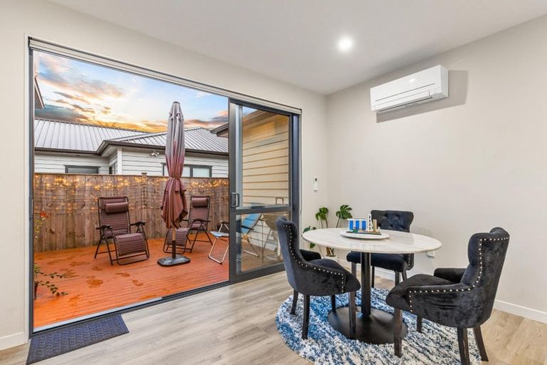 Photo of property in 5 Konoba Avenue, Kumeu, 0810