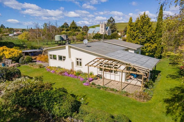Photo of property in 3492 Kurow Duntroon Road, Duntroon, Oamaru, 9494