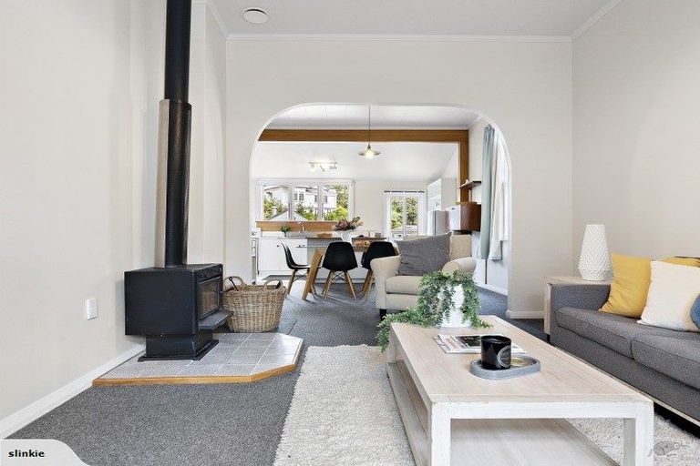 Photo of property in 26 Tanera Crescent, Brooklyn, Wellington, 6021