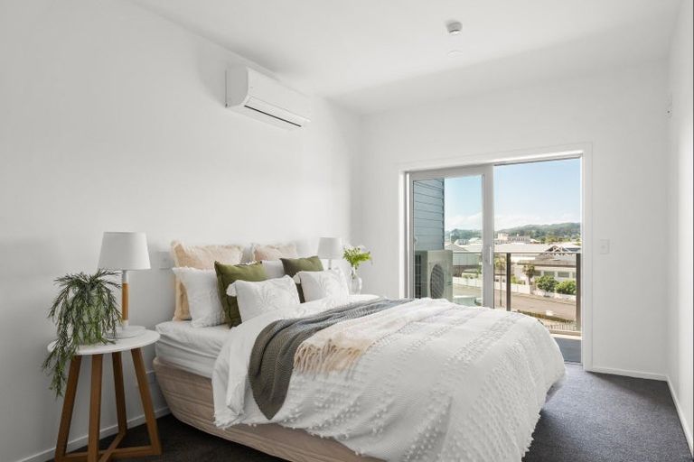 Photo of property in Marina View Apartments, 303/4 Reads Quay, Gisborne, 4010