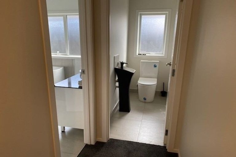 Photo of property in 27 Ruru Street, Cambridge, 3434