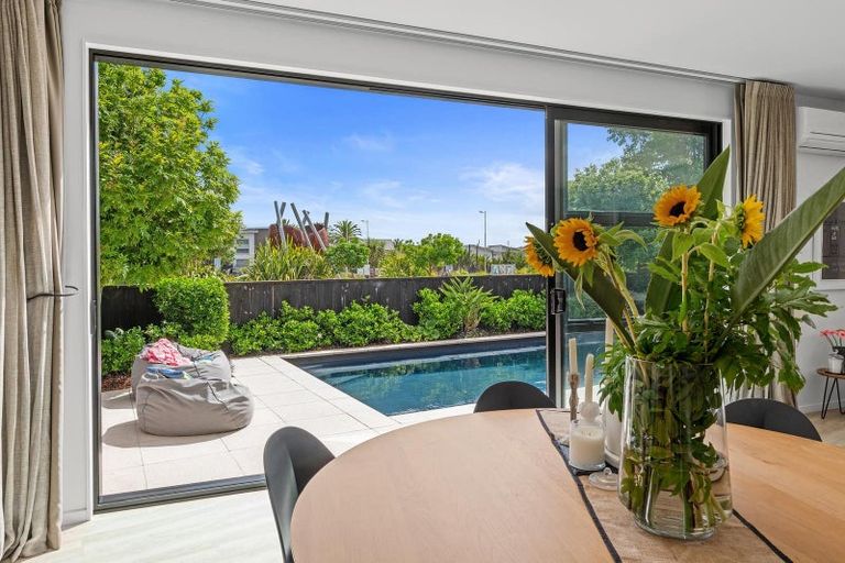 Photo of property in 19 Liquidambar Drive, Hobsonville, Auckland, 0616