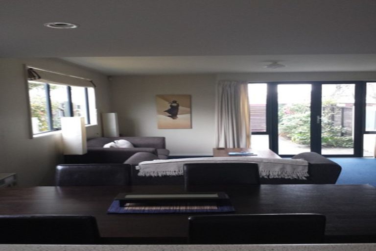 Photo of property in 32 Latimer Square, Christchurch Central, Christchurch, 8011