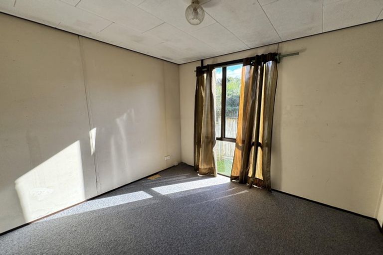 Photo of property in 49a Rua Road, Glen Eden, Auckland, 0602