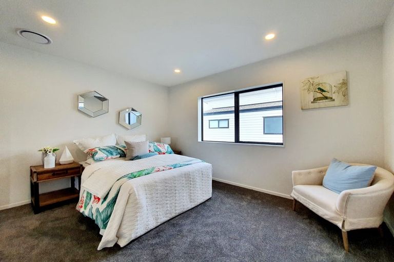 Photo of property in 5 Sager Midgley Road, Hobsonville, Auckland, 0616