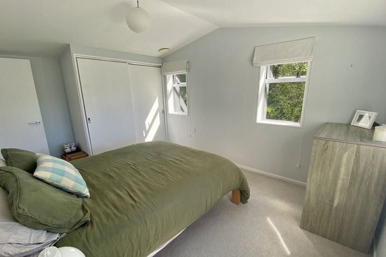 Photo of property in 151 Cockayne Road, Khandallah, Wellington, 6035