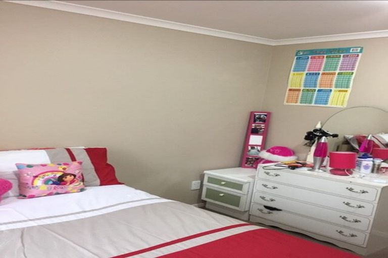 Photo of property in 18a Nicola Place, Mangere, Auckland, 2022