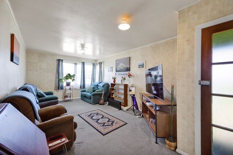 Photo of property in 39 Pungarehu Road, Pungarehu, Opunake, 4685