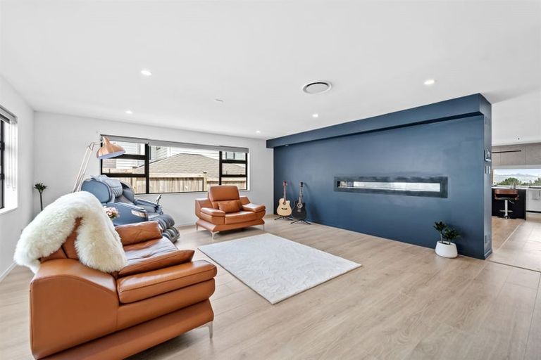 Photo of property in 10 Highway View Lane, Schnapper Rock, Auckland, 0632