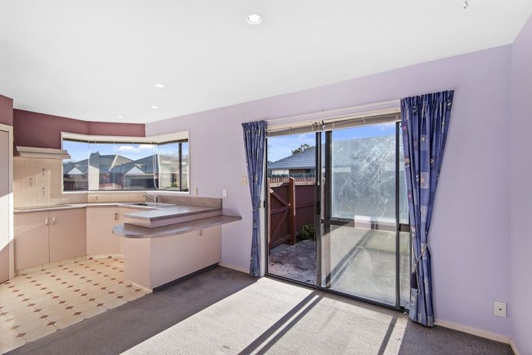 Photo of property in 14 Innisfree Place, Northwood, Christchurch, 8051