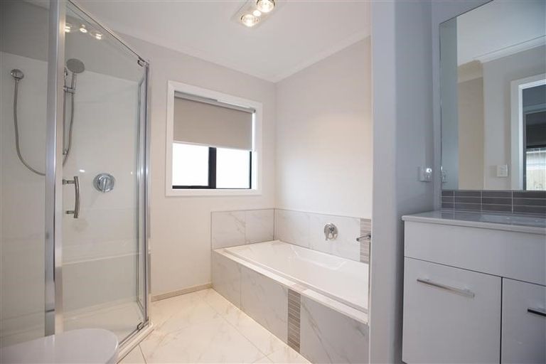 Photo of property in 14 Piso Lane, Dinsdale, Hamilton, 3204