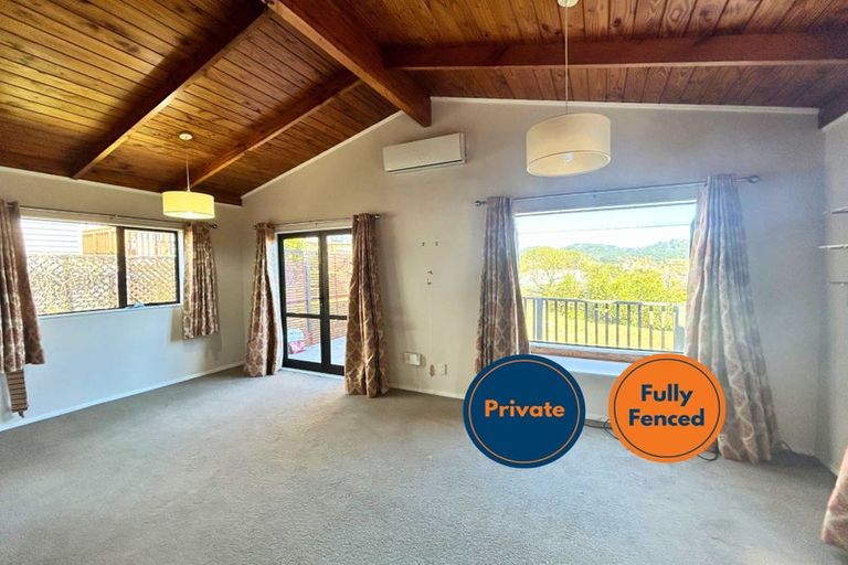 Photo of property in 2/40 Savoy Road, Glen Eden, Auckland, 0602