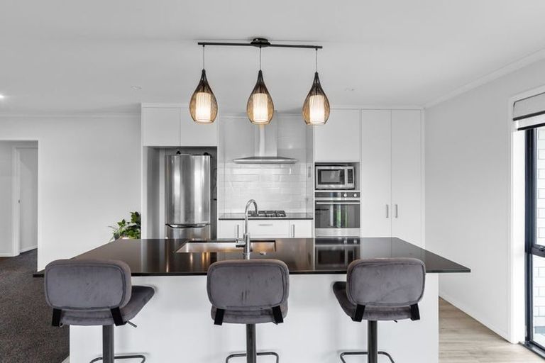 Photo of property in 9 Rylstone Way, Te Kauwhata, 3710