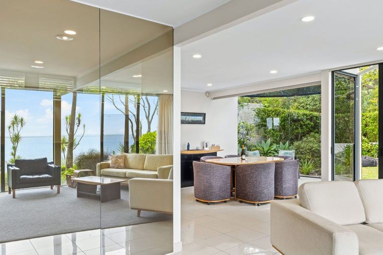 Photo of property in 75 Cliff Road, Torbay, Auckland, 0630