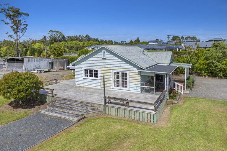 Photo of property in 35 Peak Road, Kaukapakapa, Helensville, 0875