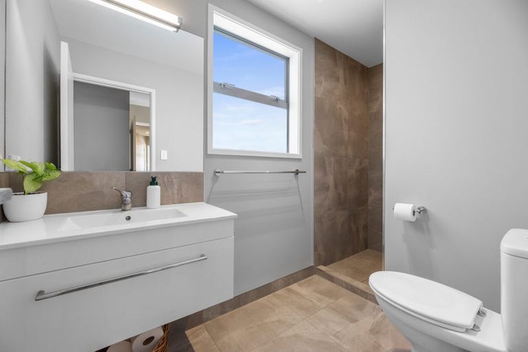 Photo of property in 53 Graham Place, Bellevue, Tauranga, 3110